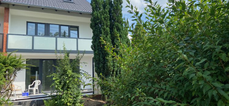 VERKAUFT – Modernes, saniertes Komfort-Endreihenhaus mit viel Platz für die ganze Familie am Nordwestrand Hamburgs