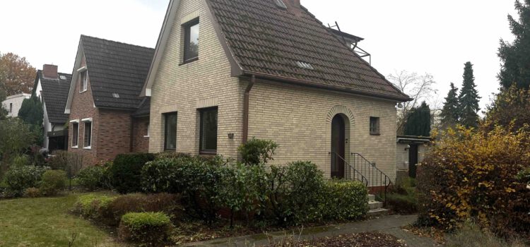Doppelhaushälfte in Hamburg-Schnelsen